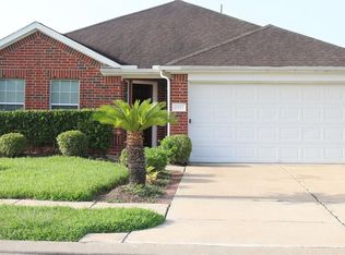 6112 Promenade Ln, Pearland, TX 77584