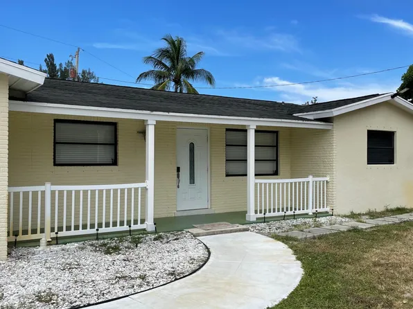 528 N Margaret Ct, West Palm Beach, FL 33413