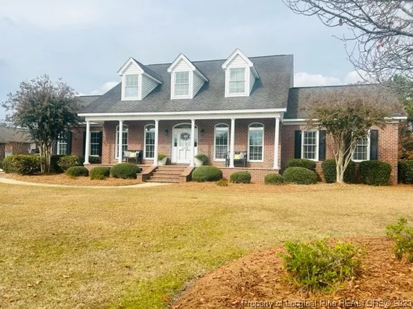 1109 Laurel Oak Ln, Lumberton, NC 28358