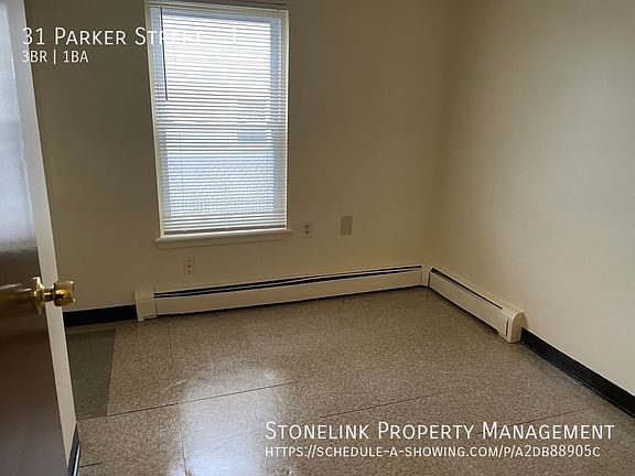 5th image of 31 Parker St Floor 1