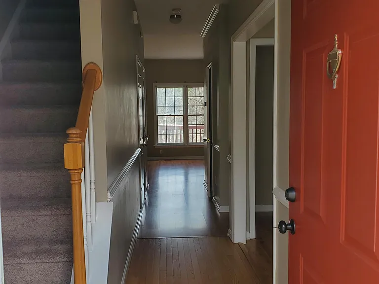 217 Riverwalk Cir — Photo 2