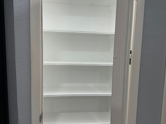 4th image of 2818 Hickory Limb Ct