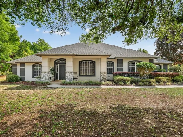 19703 Twin Ponds Rd, Umatilla, FL 32784