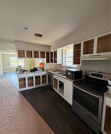 4th image of 4706 Park Dr S
