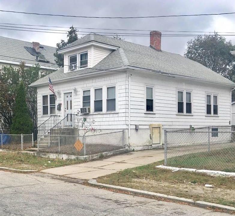 2nd image of 111 Eastwood Ave