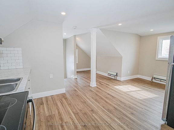 4th image of 181 Welland St