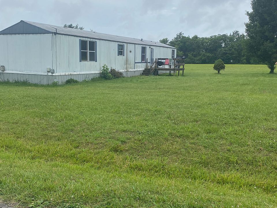 1st image of 95 Curtis Ln