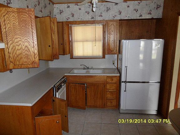 2nd image of 2707 S Houston Dr