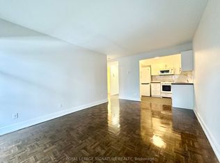 33 Isabella St #2109, Toronto, ON M4Y 2P7