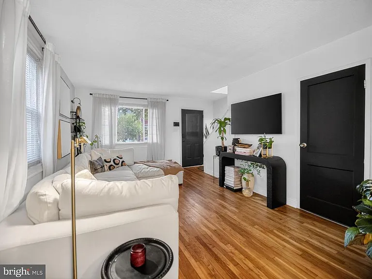 4334 Martin Luther King Jr Ave SW — Photo 2