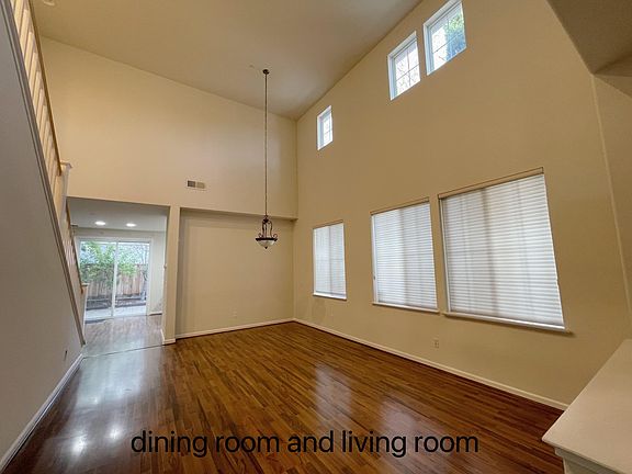 3rd image of 139 Elderberry Ln