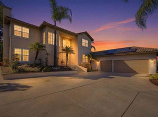 1921 Cresthaven Dr, Vista, CA 92084