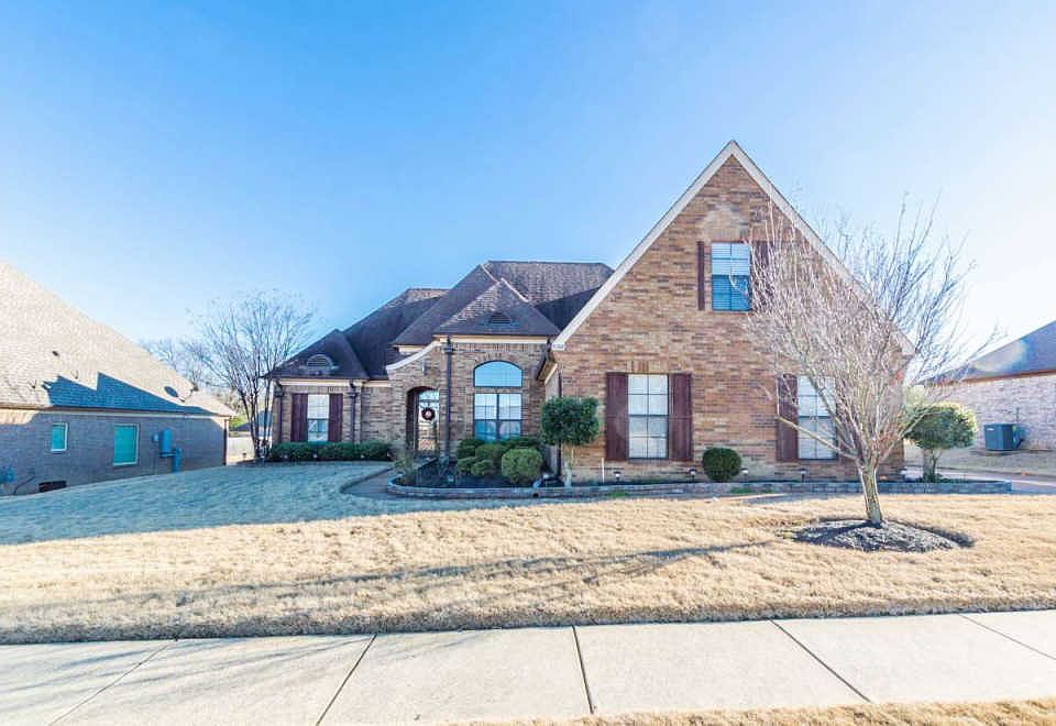 1st image of 5384 Riverstone Dr