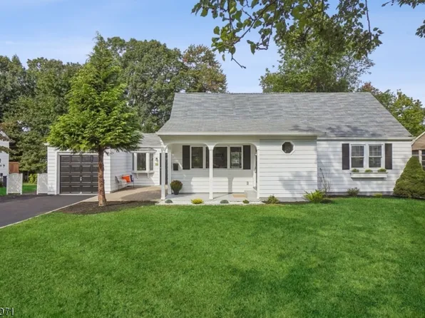 19 Highfield Ln, Cedar Grove Twp., NJ 07009