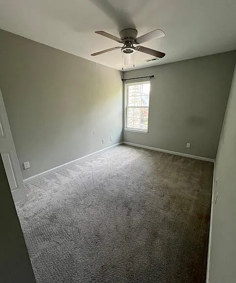 948 Allendale Dr — Photo 15