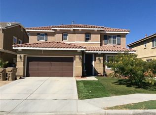 13200 Sunland St, Oak Hills, CA 92344