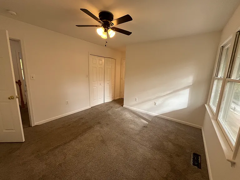 255 Farrell Ln — Photo 23