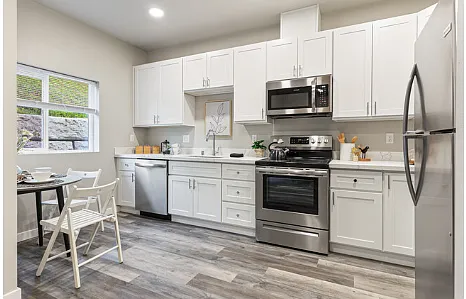 2 bed, 1.5 bath, 1022 sqft, $2,095 — Photo 3