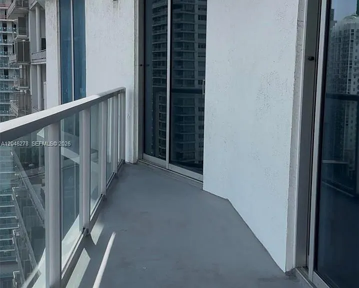 185 SW 7th St #3009 — Photo 19