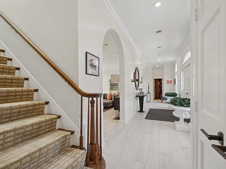 31 Terry Ct — Photo 12