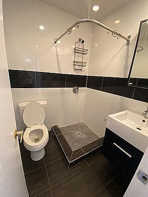 5th image of 240A Vernon Ave #3A