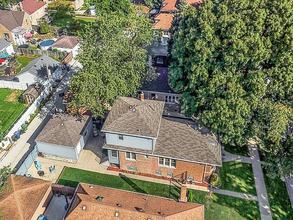 3rd image of 9338 S 53rd Ct