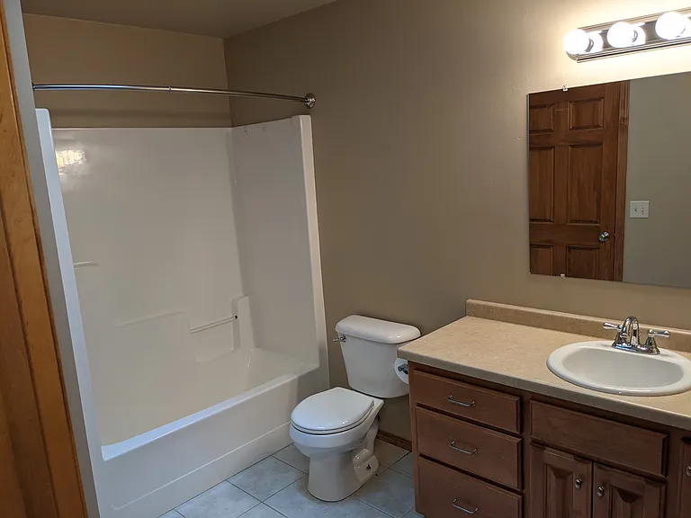 1749 Marissa Ct — Photo 22