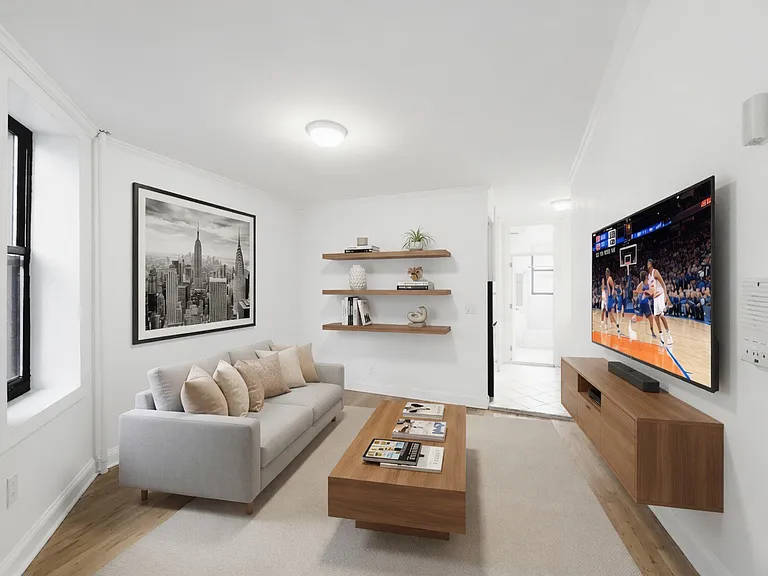 209 W 102nd St #4D — Photo 1