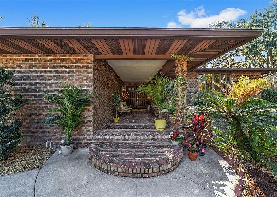 1st image of 6015 SW 36th Way