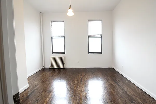 Rented by True Real Estate Group | media 12