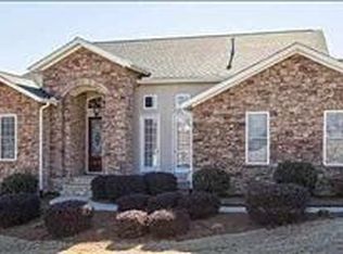 34 Hidden Lake Ct, Piedmont, SC 29673
