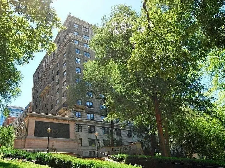 276 Riverside Dr #2B — Photo 11