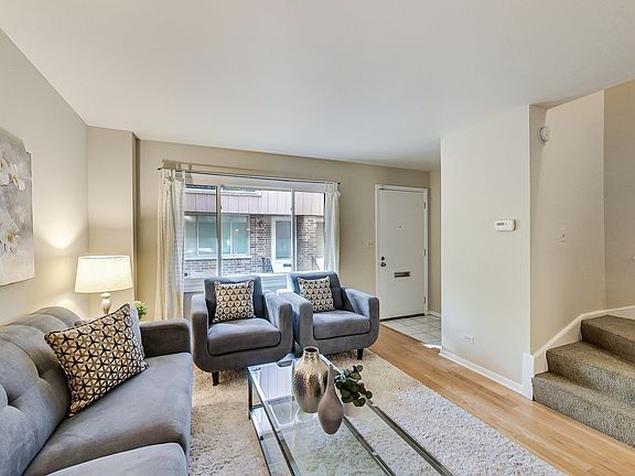 3rd image of 4524 N Paulina St APT A