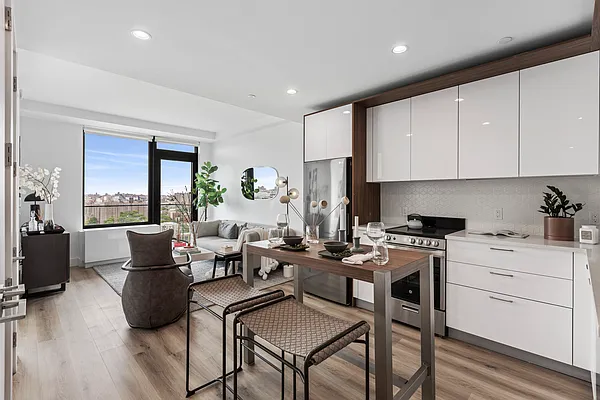 Rented by Nest Seekers International | media 58