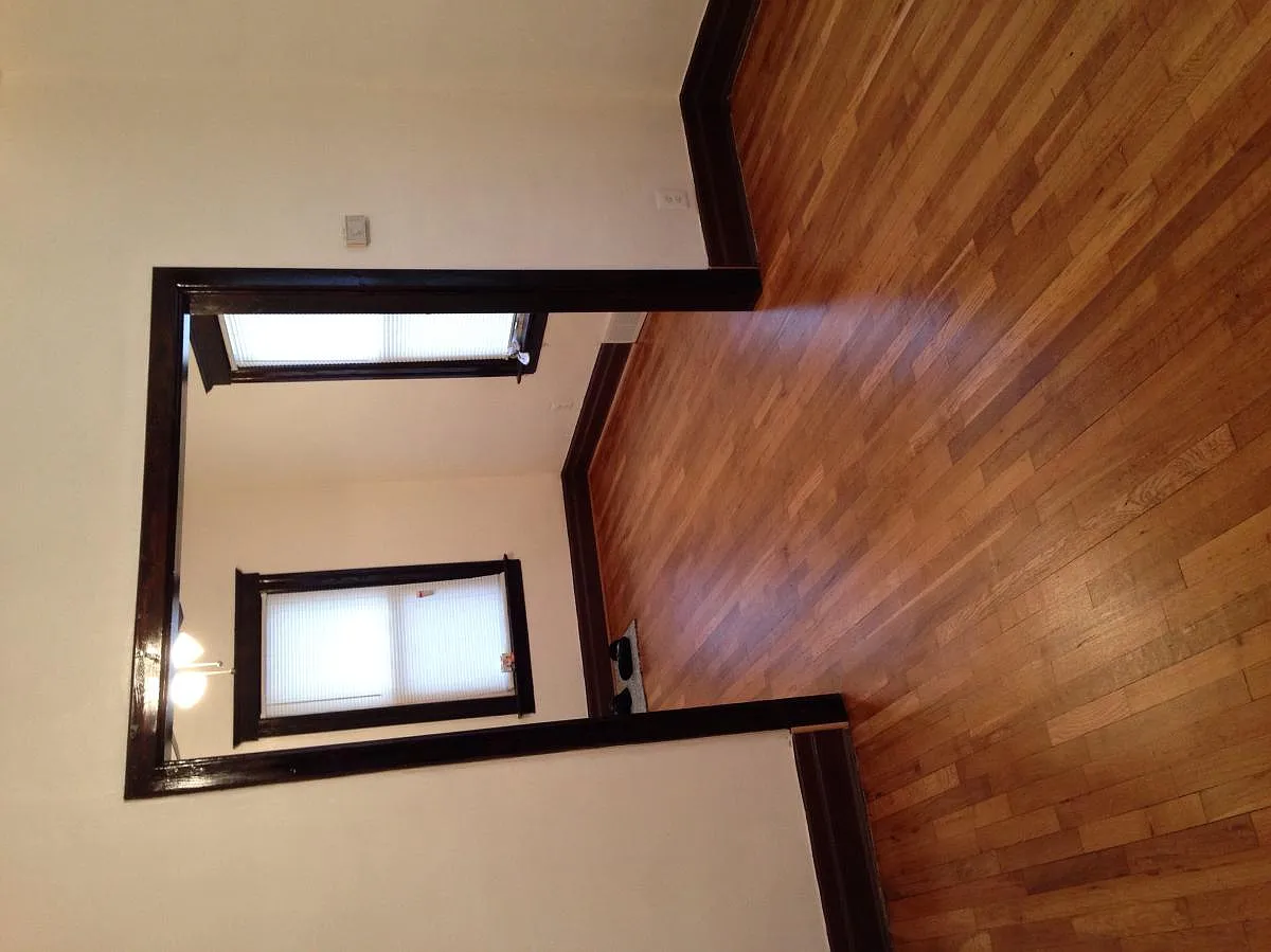 2 bed, 1300 sqft, $1,000 — Photo 1
