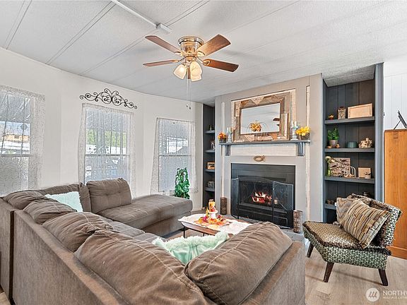 2nd image of 530 Crawford Street #19