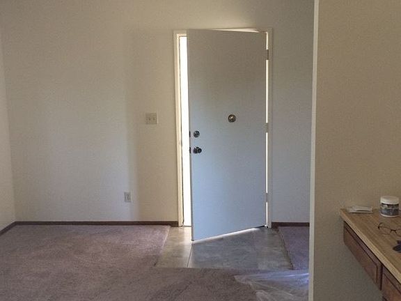 5th image of 811 E Menlo Ave APT 6