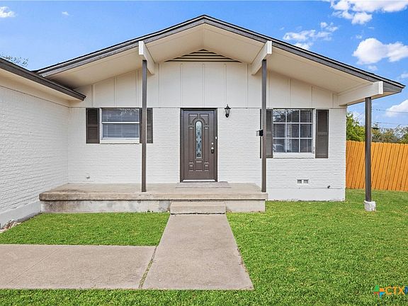 4th image of 1513 Metropolitan Dr