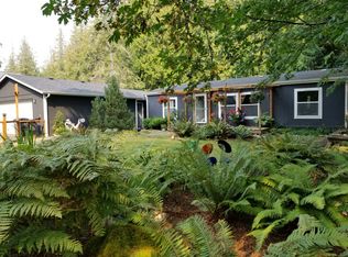 20936 Jefferson Beach Rd NE, Kingston, WA 98346