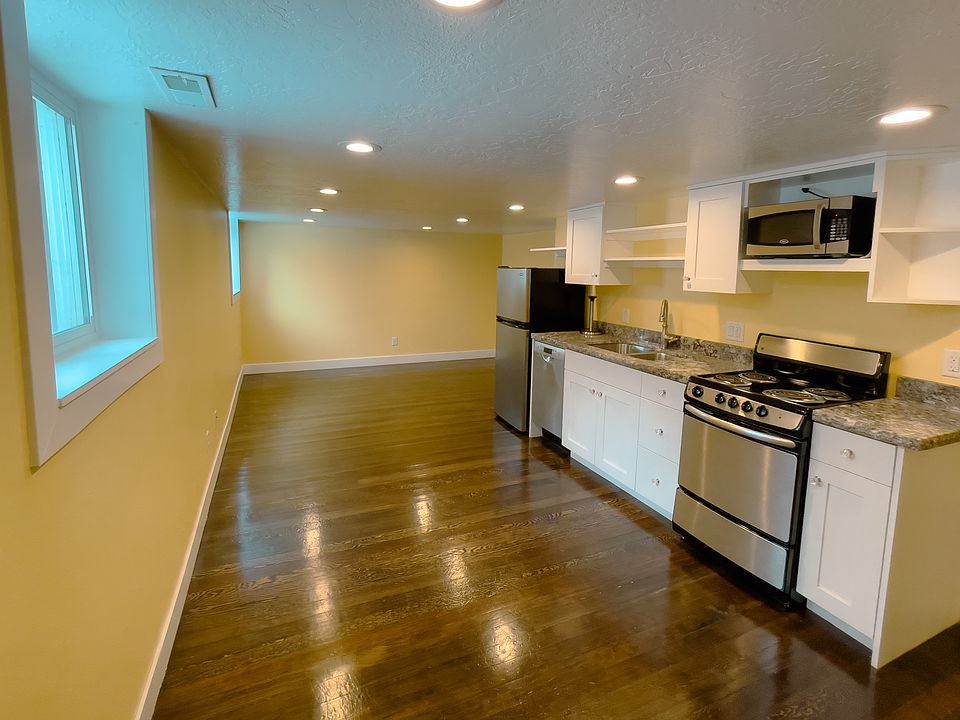1st image of 784 E 7th Ave #Basement