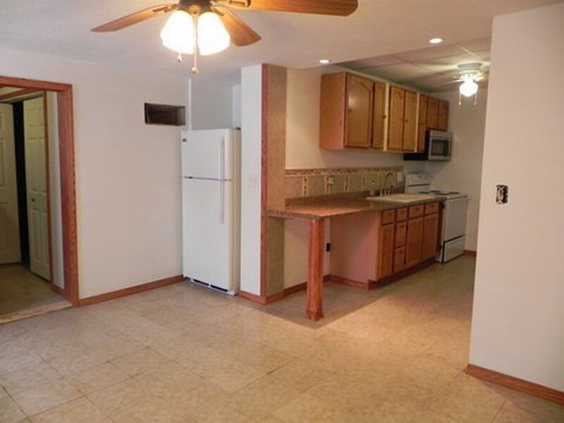 1st image of 803 E Water St #B