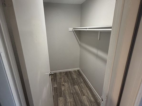 207 N Hickory St APT 218