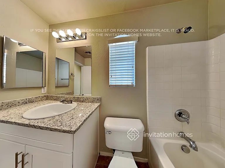 5221 W Fulton St — Photo 17