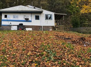 22952 State Highway 285, Cochranton, PA 16314