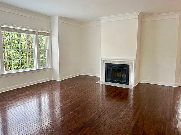 3rd image of 4202 Harding Pike #103