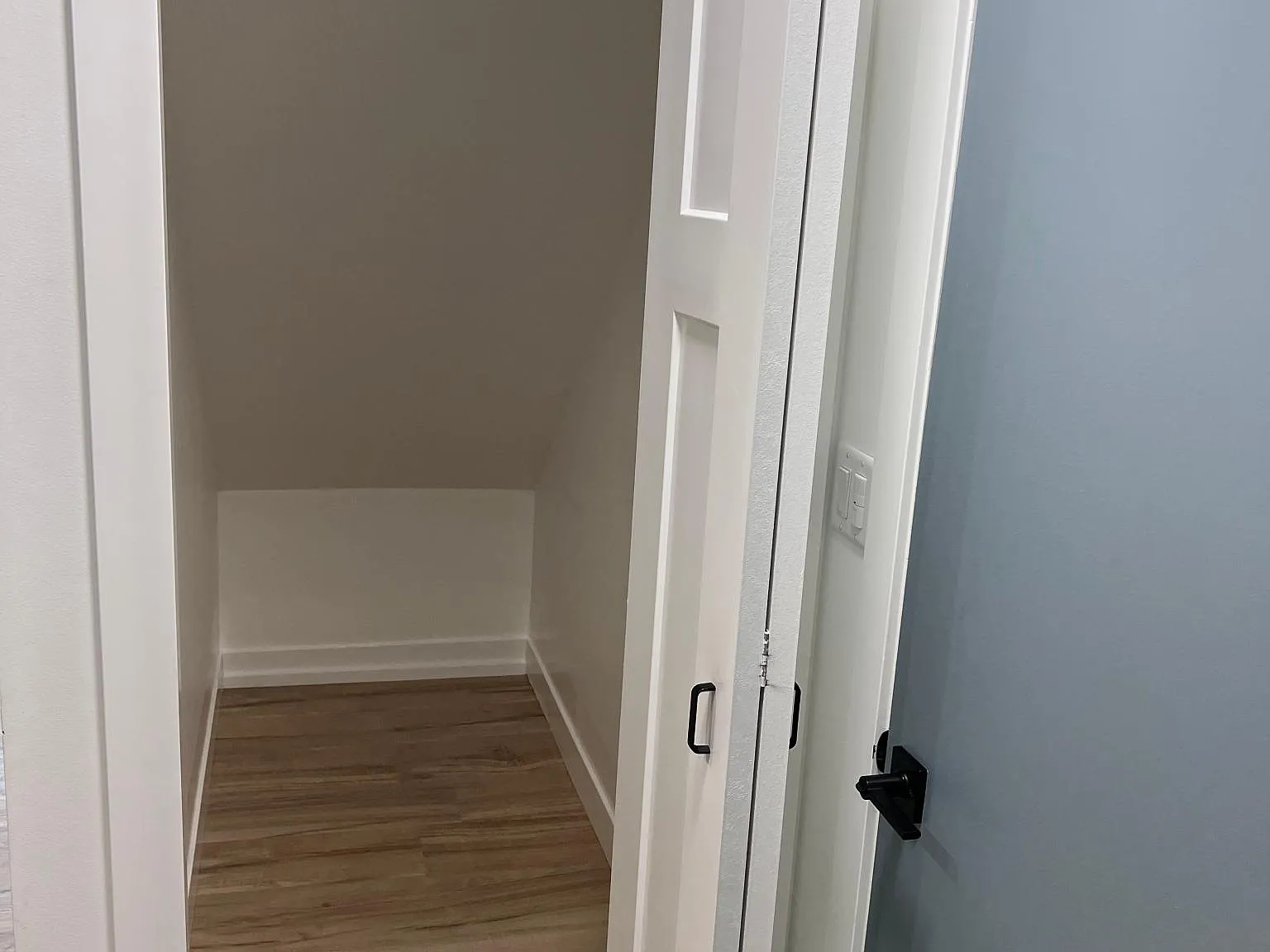 2 bed, 1236 sqft, $2,200 — Photo 2