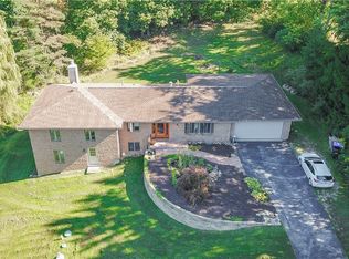 3925 Northampton Rd, Cuyahoga Falls, OH 44223
