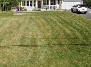 131 Attridge Rd, Churchville, NY 14428