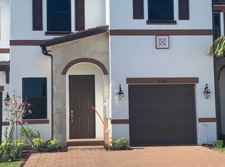 3308 W 104th Ter, Hialeah, FL 33018