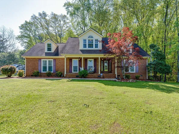 515 United Cir, Jasper, TN 37347